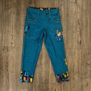 INKnBURN Kaleidoscope Performance Capris Size 2